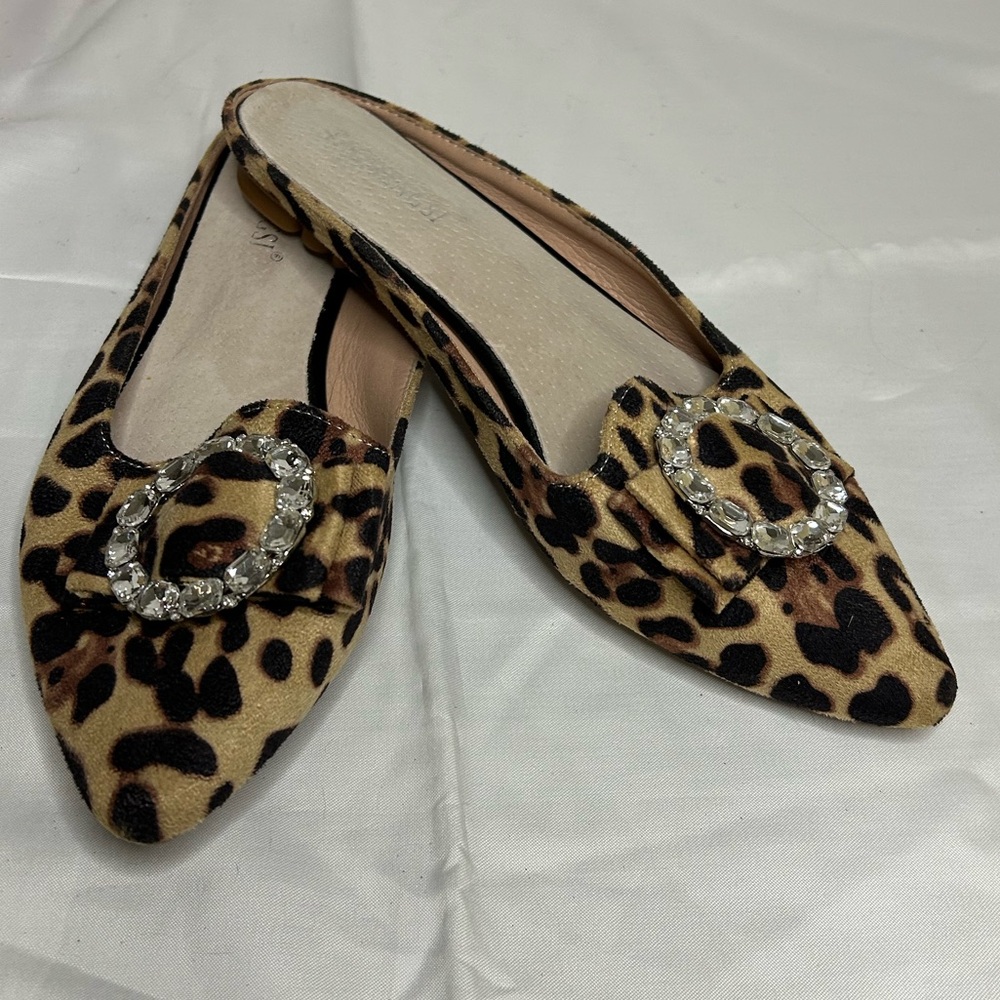 Leopard Print Rhinestone Embellished Loafers